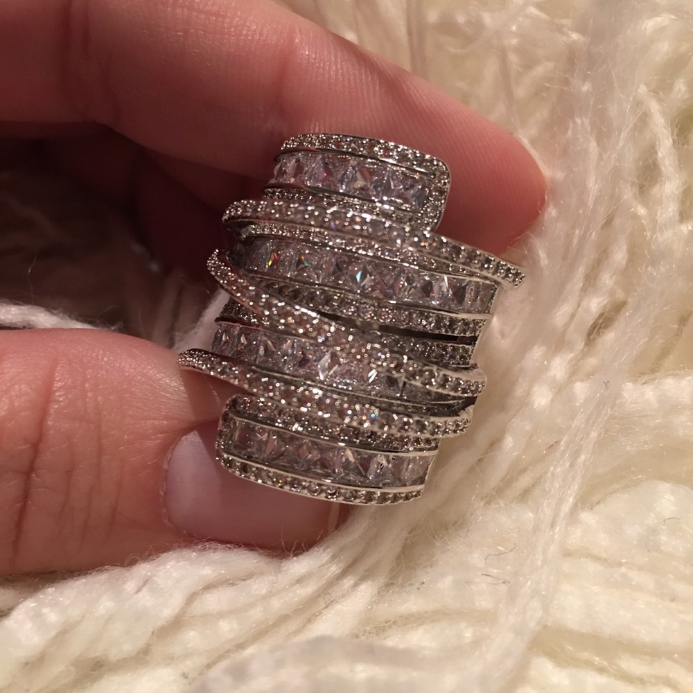 I Have Different Sizes 6-8 Please Ask - image 1